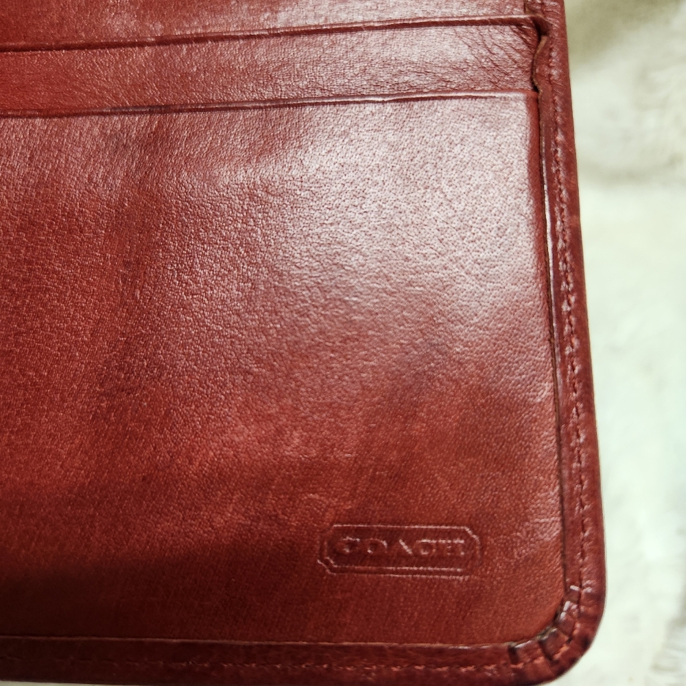 NYC Coach Billfold - Picture 11 of 15